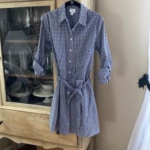 Super cute Vineyard Vines x Target shirt dress, S
